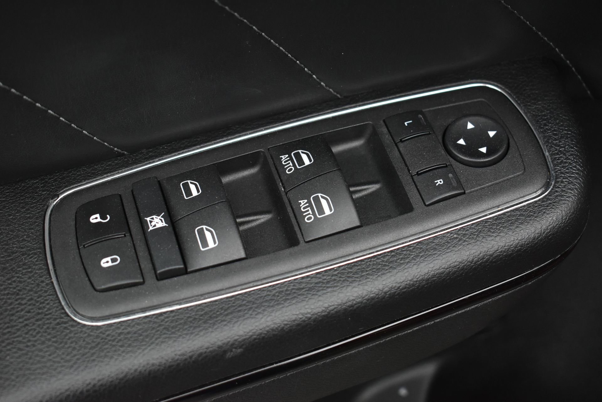 Used 2023 Dodge Charger R/T w/ Daytona Edition Group RWD image 13