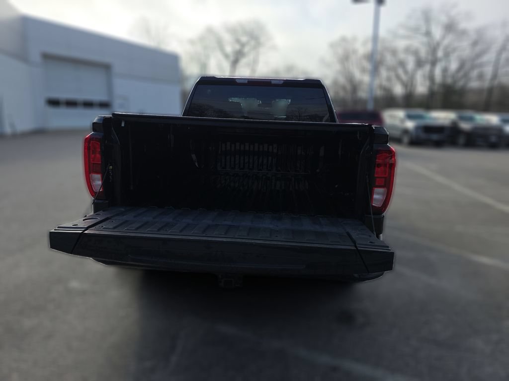 Certified 2022 GMC Sierra 1500 Elevation w/ LPO, Elevation Black Package AWD/4WD image 12