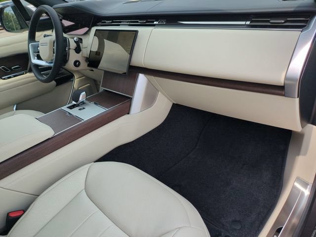 New 2026 Land Rover Range Rover SE AWD/4WD image 19