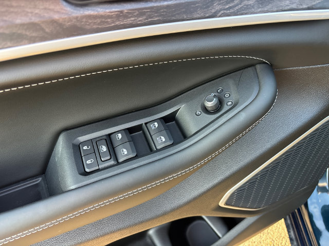 New 2027 Jeep Grand Cherokee Limited AWD/4WD image 16