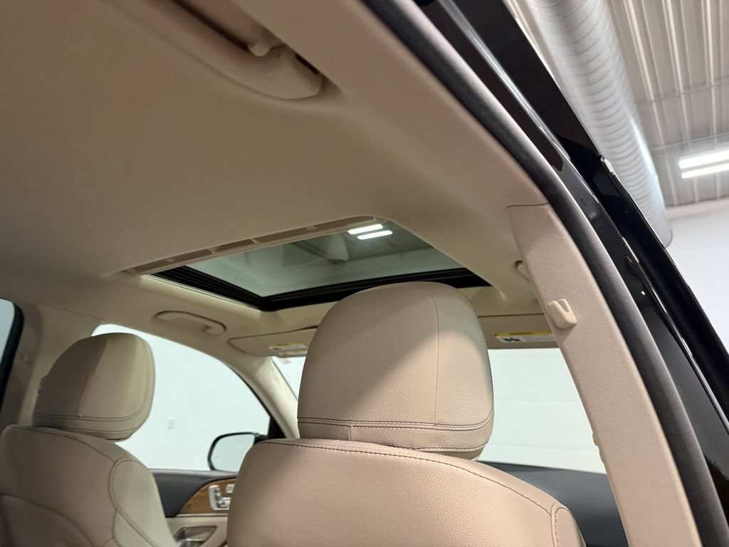 Used 2023 Mercedes-Benz GLE 350 4MATIC w/ 3rd Row Seat Package image 17