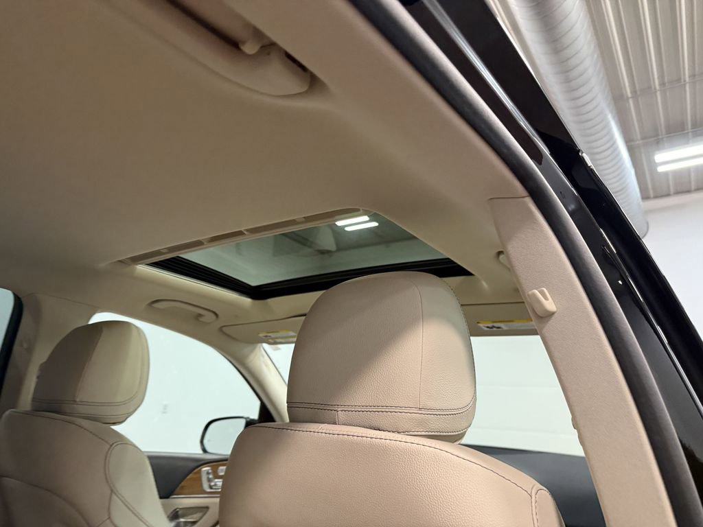 Used 2023 Mercedes-Benz GLE 350 4MATIC w/ 3rd Row Seat Package image 17