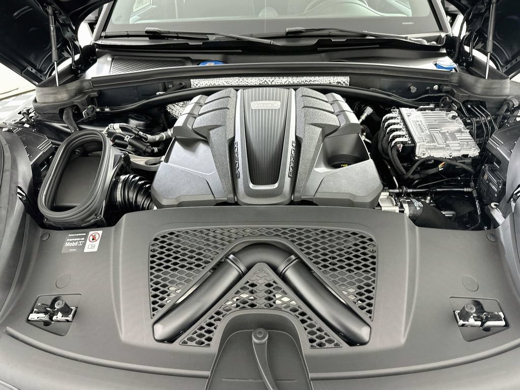 New 2026 Porsche Macan S AWD/4WD image 32