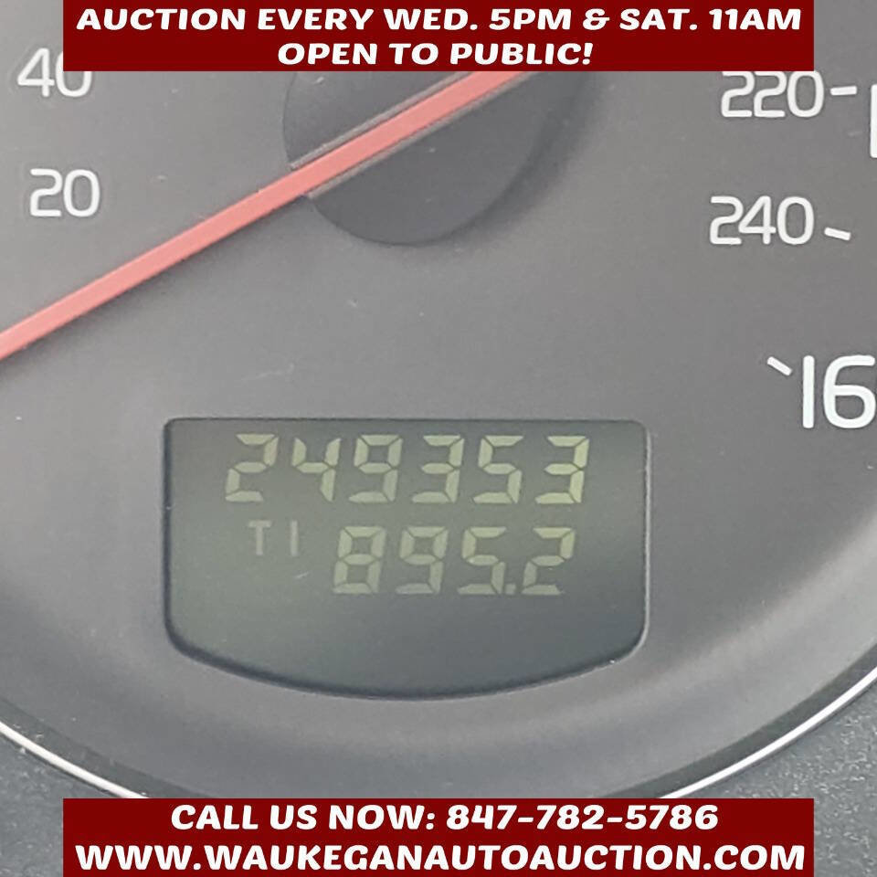 Used 2005 Volvo XC90 2.5T image 10