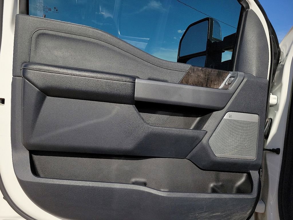 Used 2023 Ford F250 Lariat w/ Lariat Ultimate Package AWD/4WD image 18