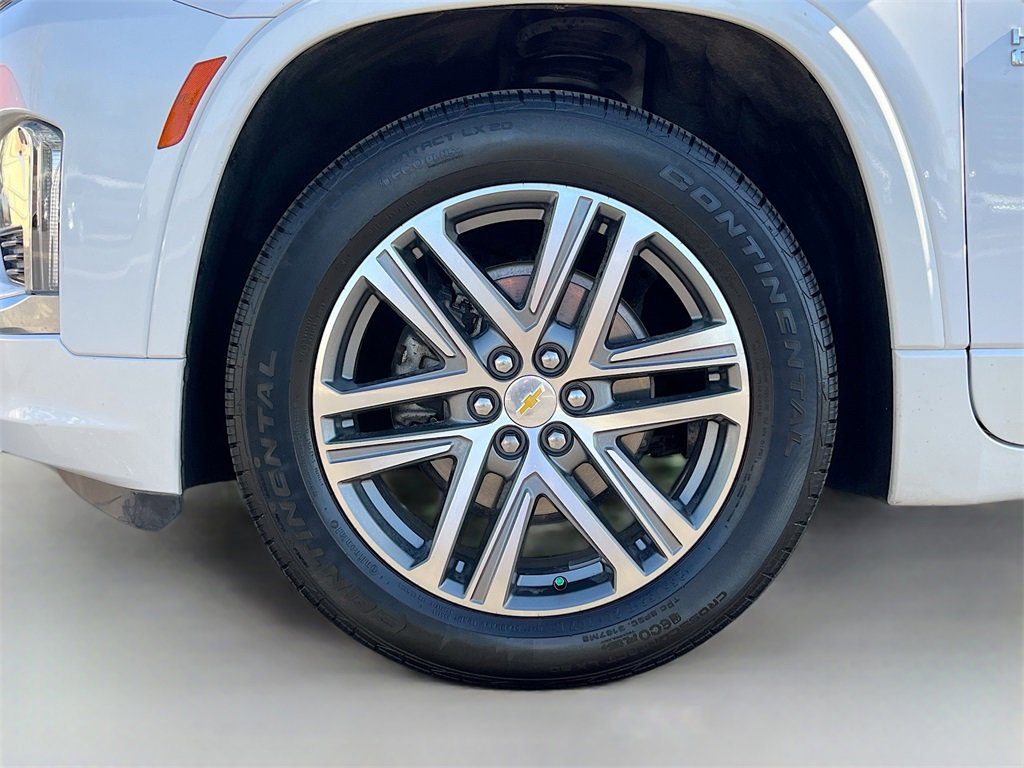 Used 2023 Chevrolet Traverse High Country image 34