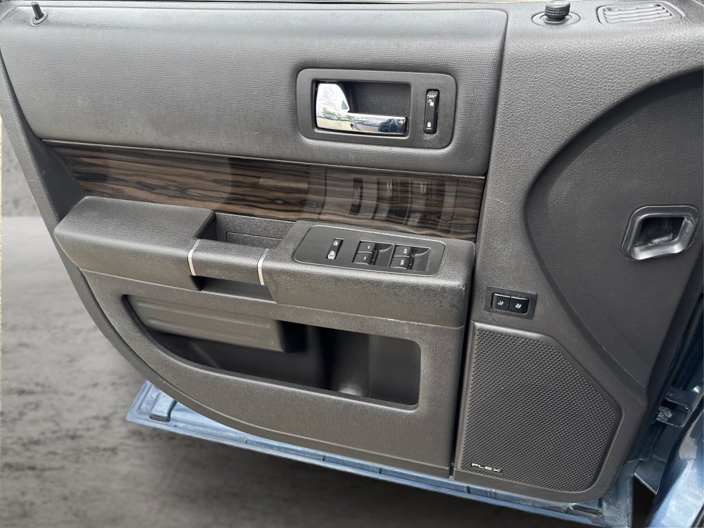 Used 2019 Ford Flex SEL w/ Equipment Group 202A FWD image 29