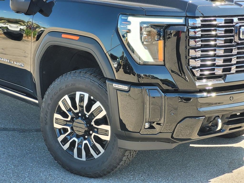 New 2026 GMC Sierra 2500 Denali Ultimate w/ Max Trailering Package AWD/4WD image 3