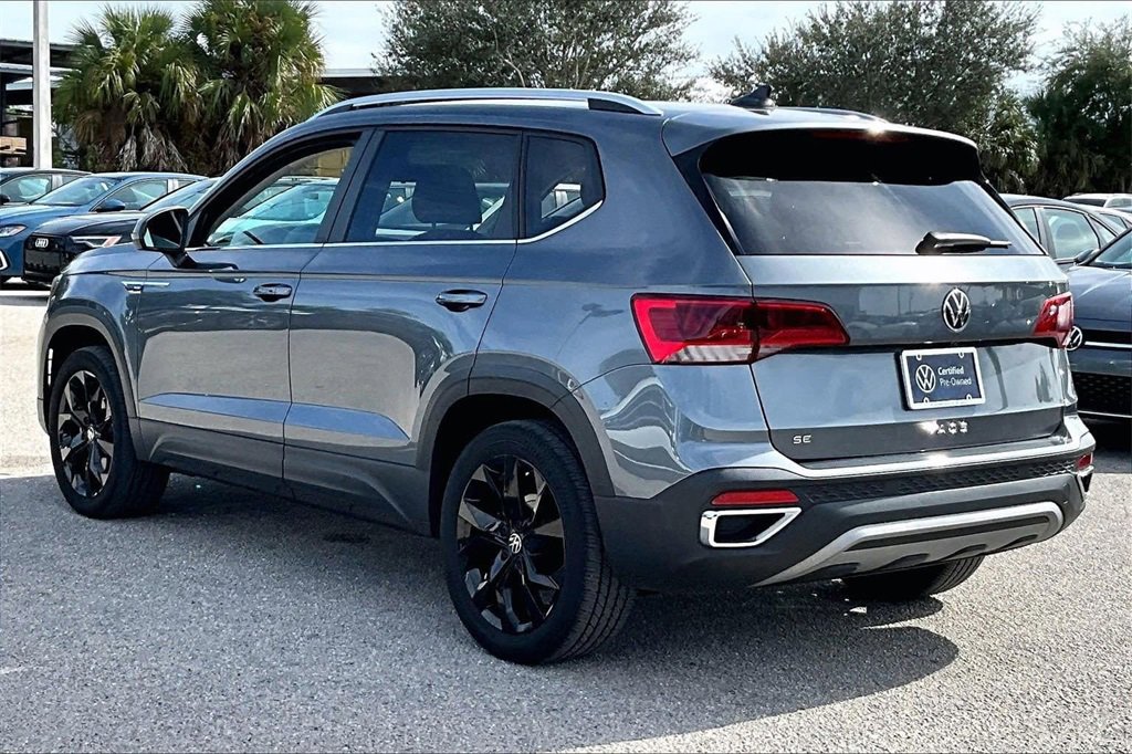 Certified 2022 Volkswagen Taos SE w/ Panoramic Sunroof Package image 7