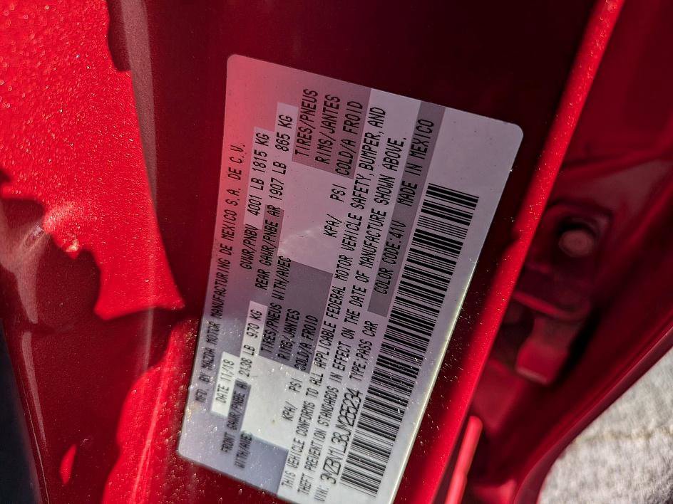 Used 2018 MAZDA MAZDA3 Touring image 37