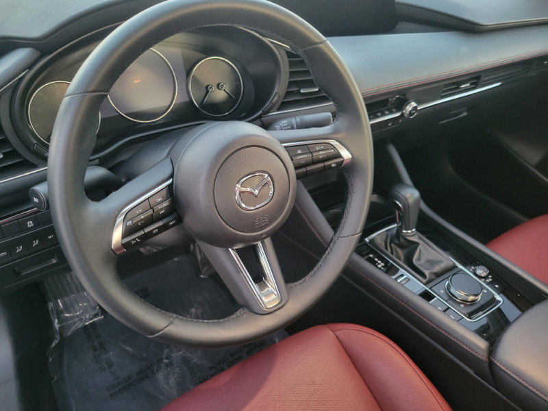 Used 2025 MAZDA MAZDA3 s image 28