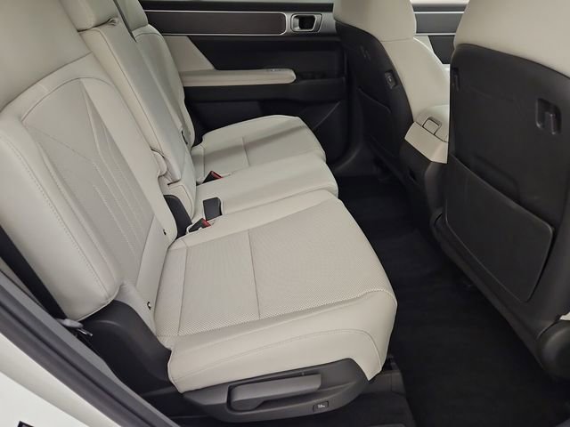 Used 2024 Hyundai Santa Fe SEL image 17