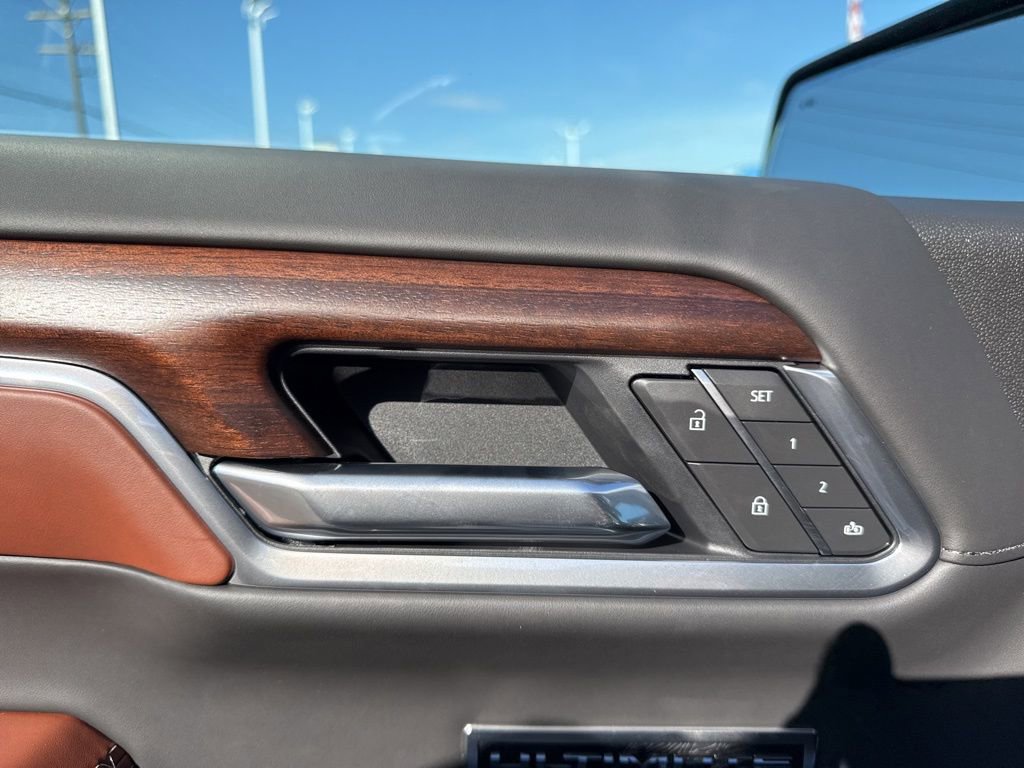 New 2026 GMC Sierra 1500 Denali Ultimate image 11