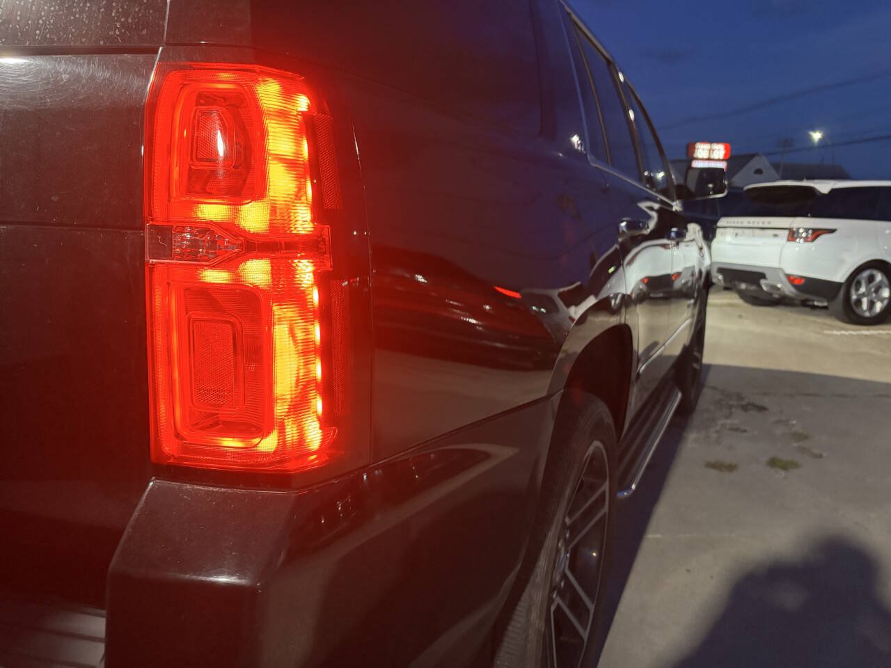 Used 2015 Chevrolet Tahoe LTZ AWD/4WD image 13