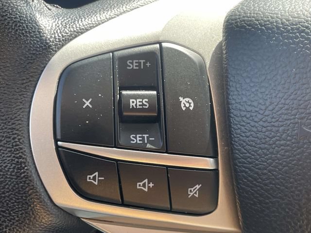 Used 2022 Ford Explorer XLT w/ Equipment Group 202A AWD/4WD image 24