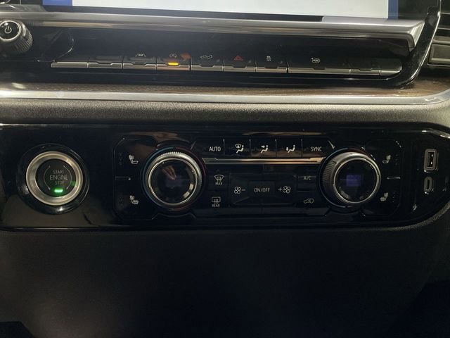 Used 2024 Chevrolet Silverado 1500 LT image 19