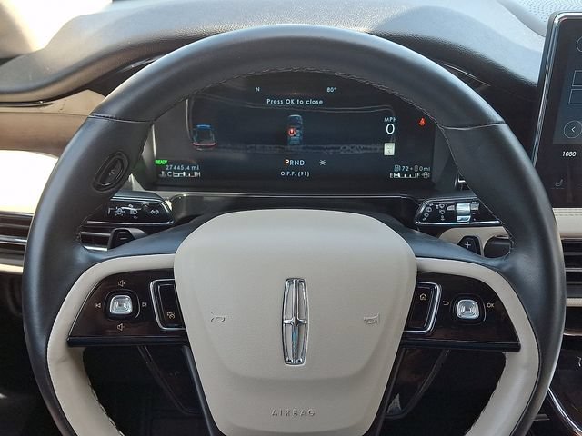 Used 2025 Lincoln Corsair Grand Touring w/ Towing Package AWD/4WD image 20