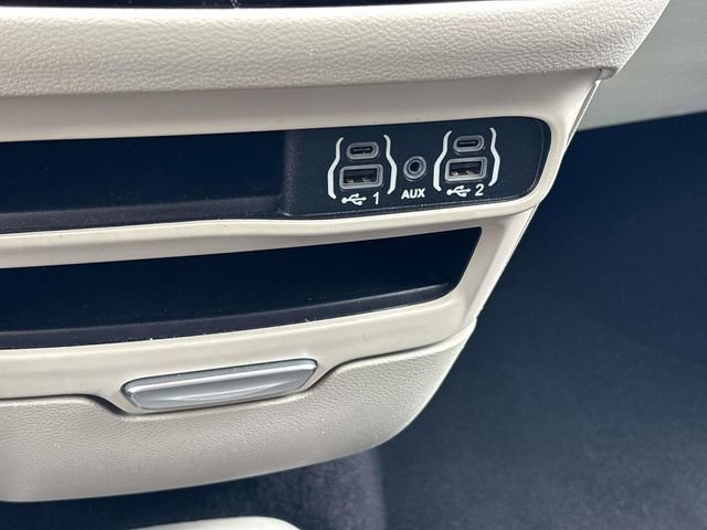 Used 2023 Chrysler Voyager LX FWD image 34