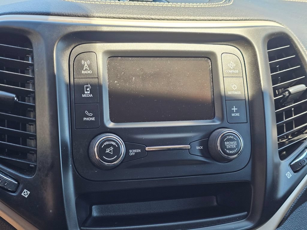 Used 2016 Jeep Cherokee Sport AWD/4WD image 27