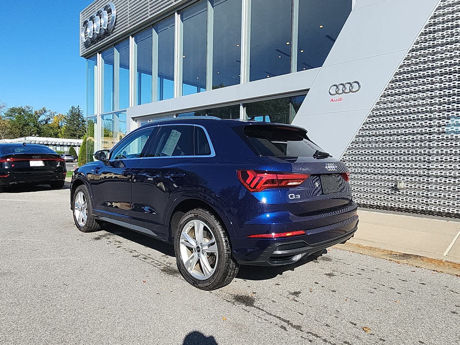 Certified 2024 Audi Q3 2.0T Premium Plus AWD/4WD image 8