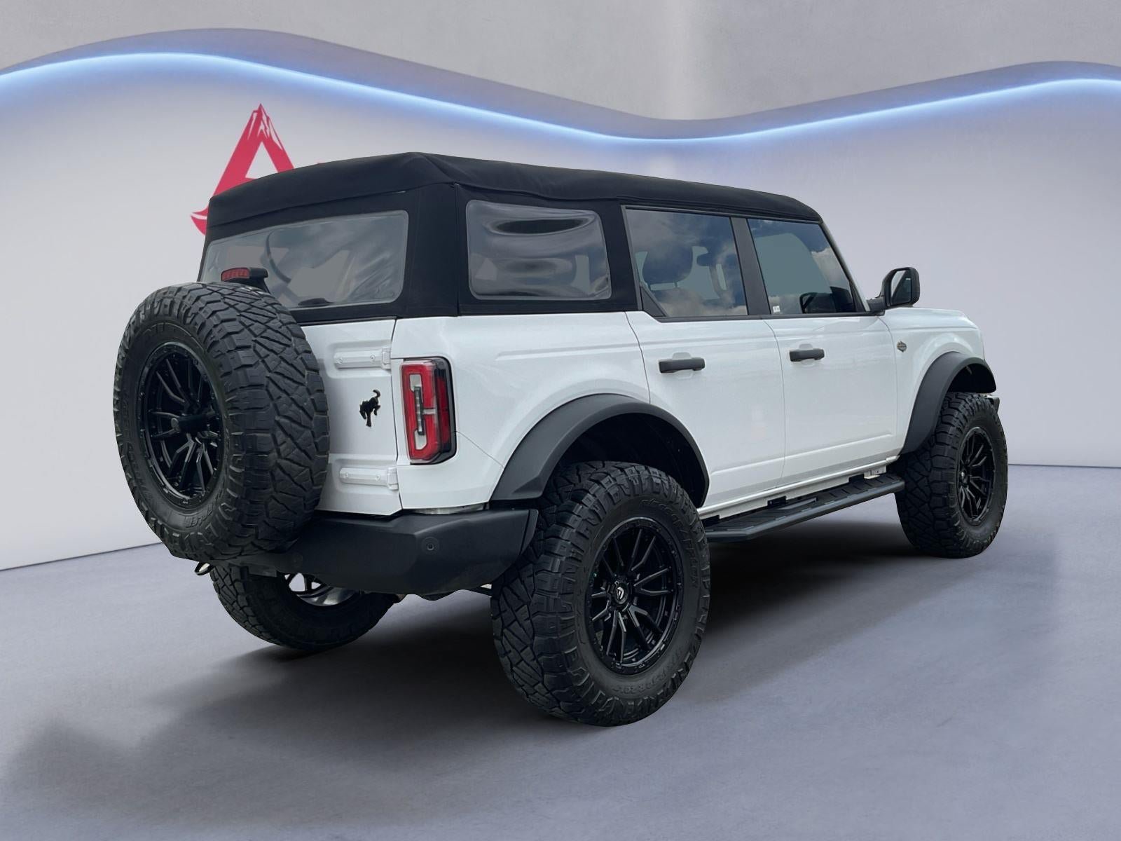 Used 2024 Ford Bronco Wildtrak AWD/4WD image 5