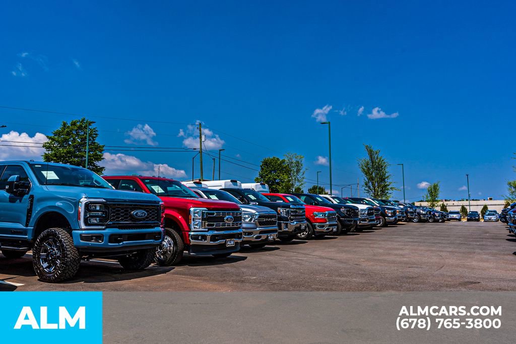 Used 2025 Land Rover Range Rover Autobiography image 55