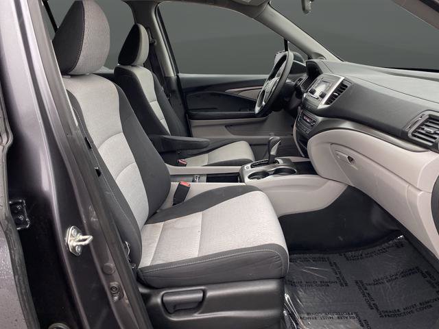 Used 2017 Honda Ridgeline RT image 33