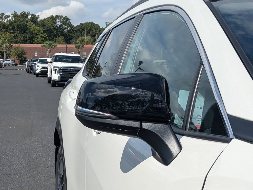 New 2026 Toyota Corolla Cross XLE w/ Convenience Package image 11