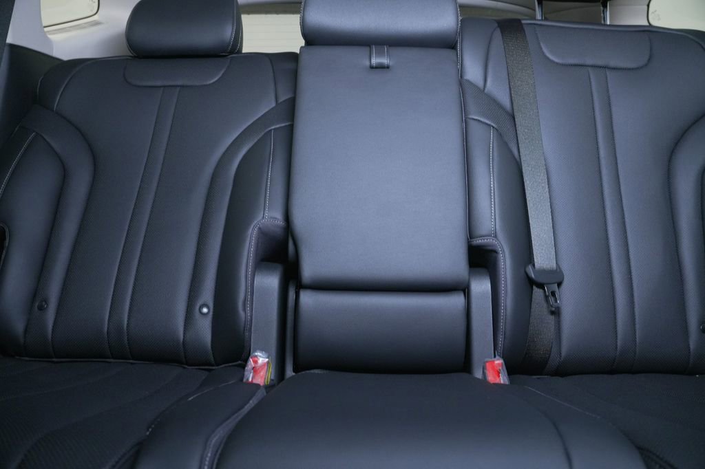 New 2025 Genesis GV80 2.5T Standard image 29