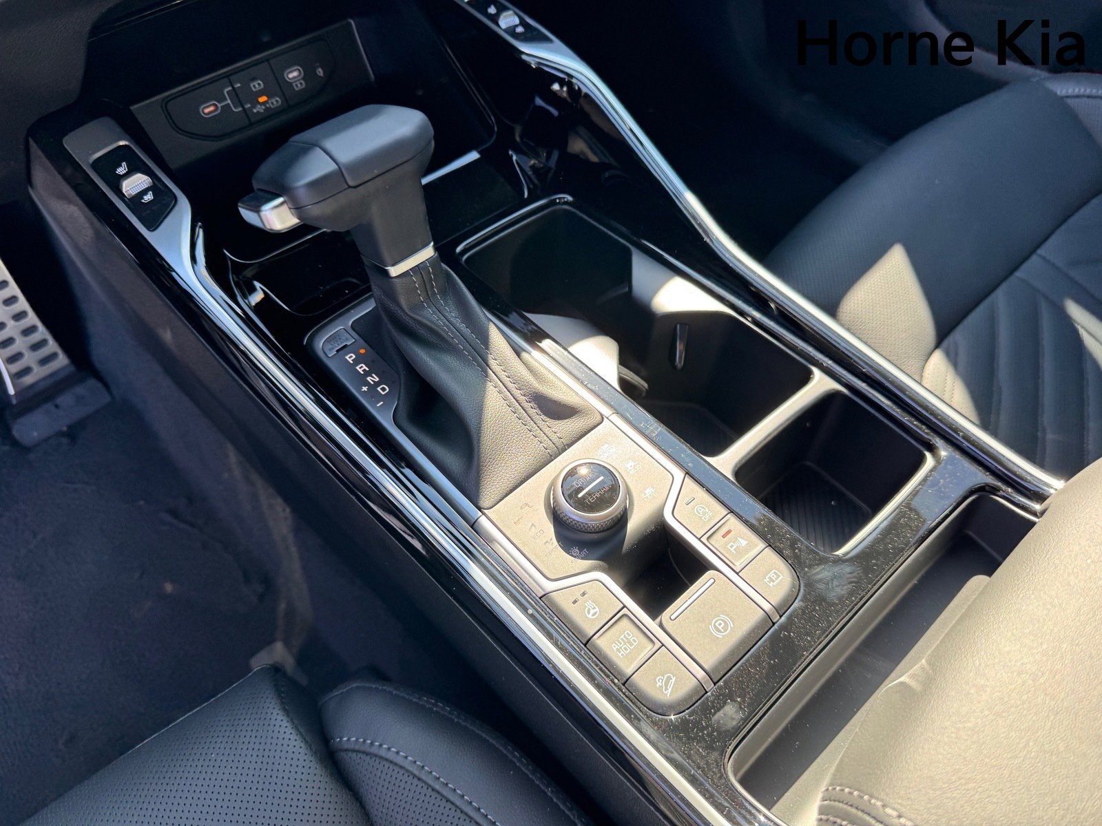 New 2026 Kia Sorento SX Prestige image 16