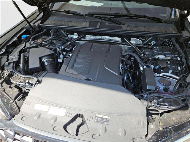 New 2025 Audi Q5 Premium Plus w/ Premium Plus AWD/4WD image 16
