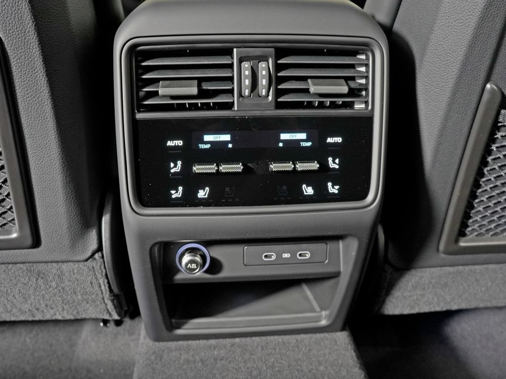 New 2026 Porsche Cayenne S AWD/4WD image 36