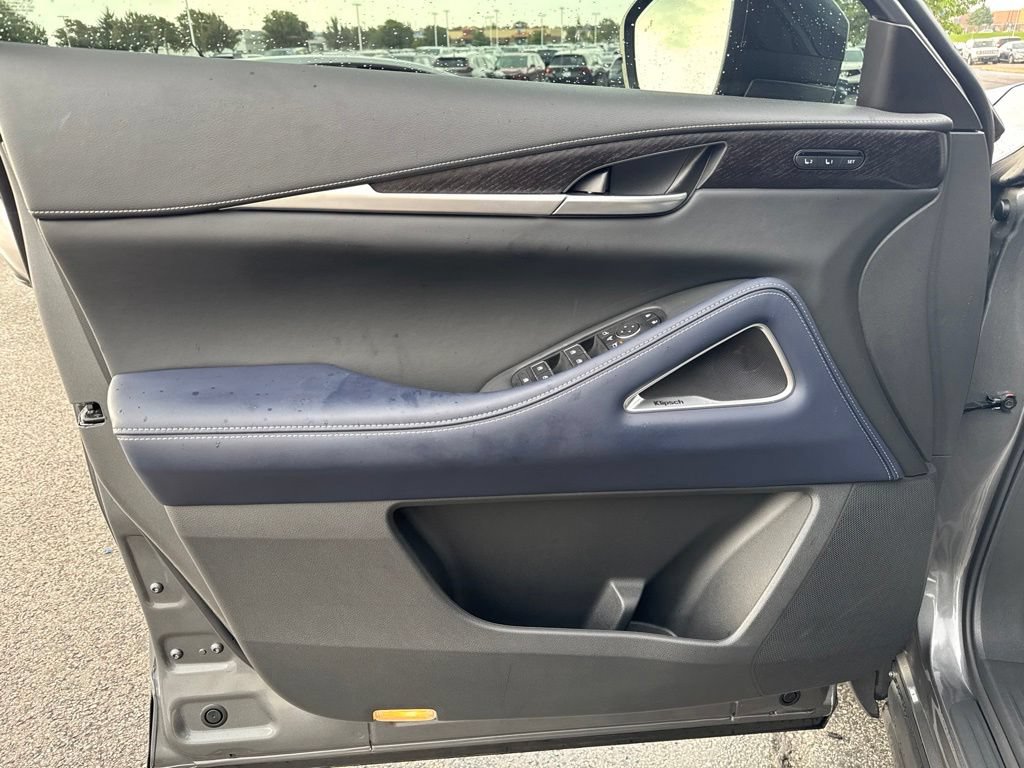 Used 2026 INFINITI QX60 Sport AWD/4WD image 32