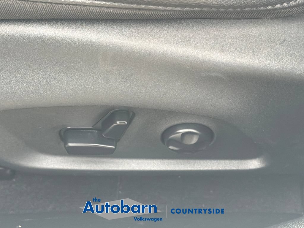 Used 2018 Jeep Compass Latitude w/ Popular Equipment Group FWD image 10