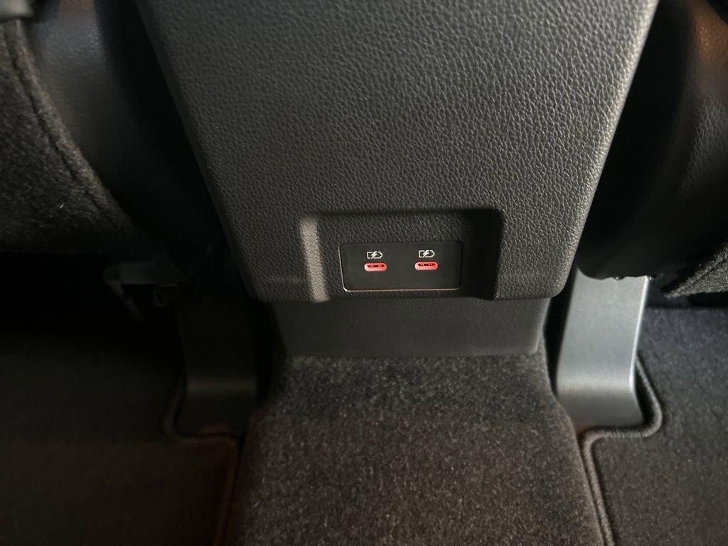 New 2026 Mitsubishi Eclipse Cross Black Edition image 29