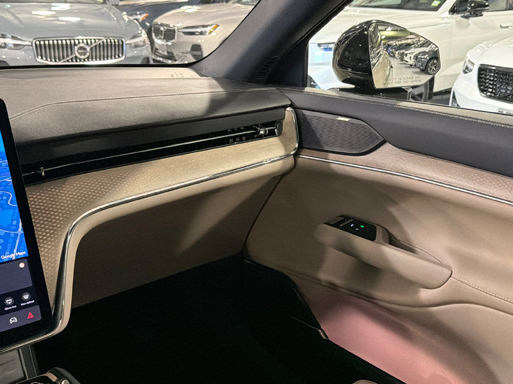 Certified 2025 Volvo EX90 Plus AWD/4WD image 25