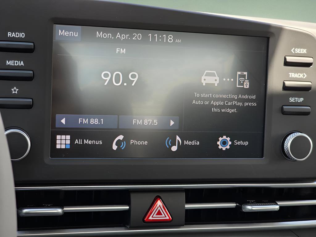 New 2026 Hyundai Elantra Sport FWD image 19