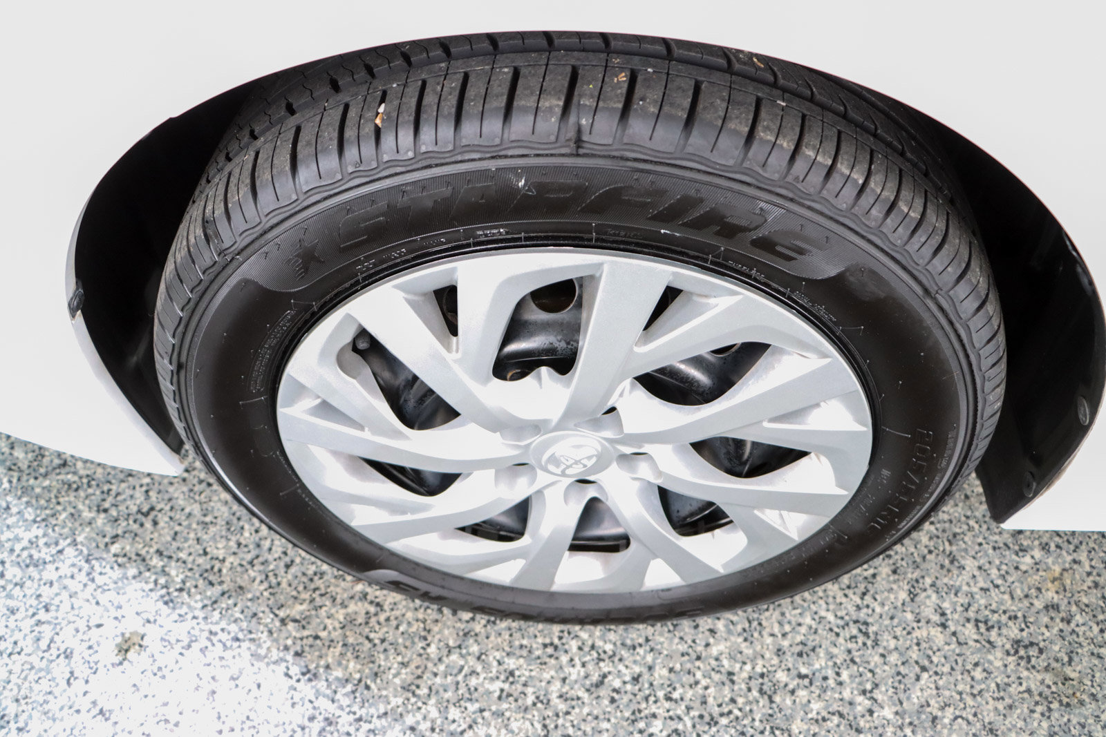 Used 2019 Toyota Corolla LE image 11