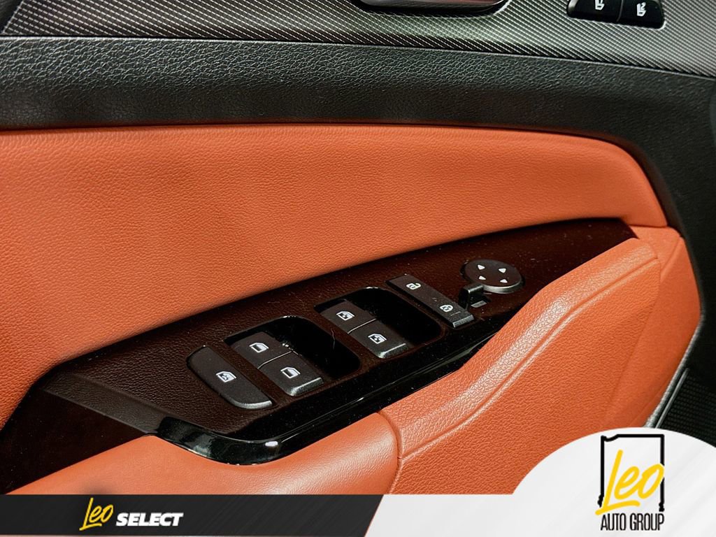 Used 2025 Kia Sportage SX AWD/4WD image 18