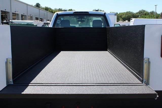 New 2024 Ford F550 4x4 Regular Cab Super Duty image 10