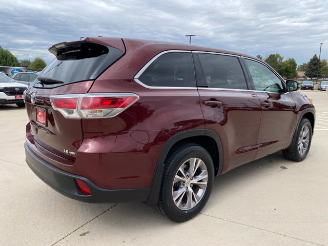 Used 2014 Toyota Highlander Plus AWD/4WD image 5