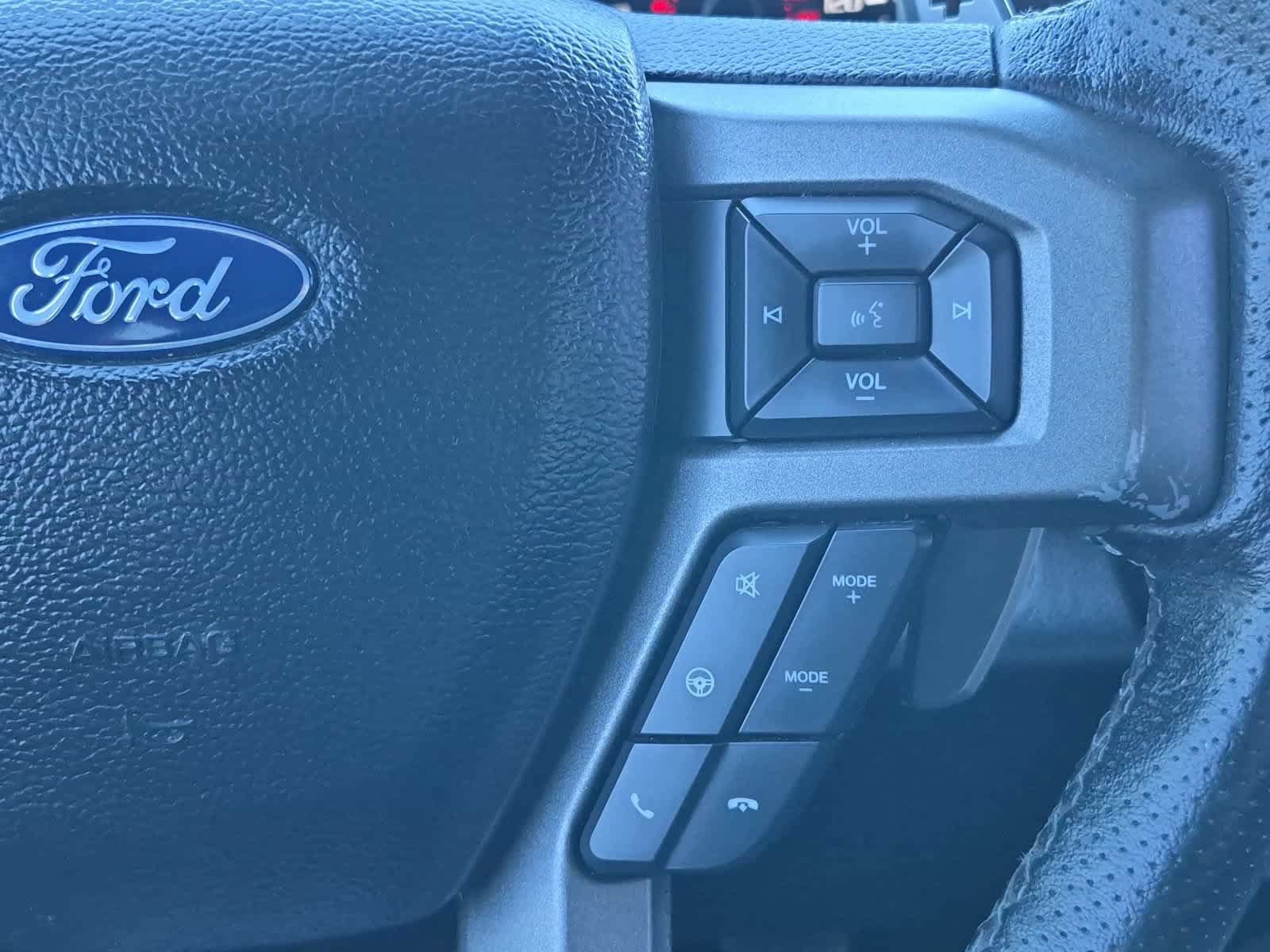 Used 2018 Ford F150 Raptor w/ Equipment Group 802A Luxury AWD/4WD image 26