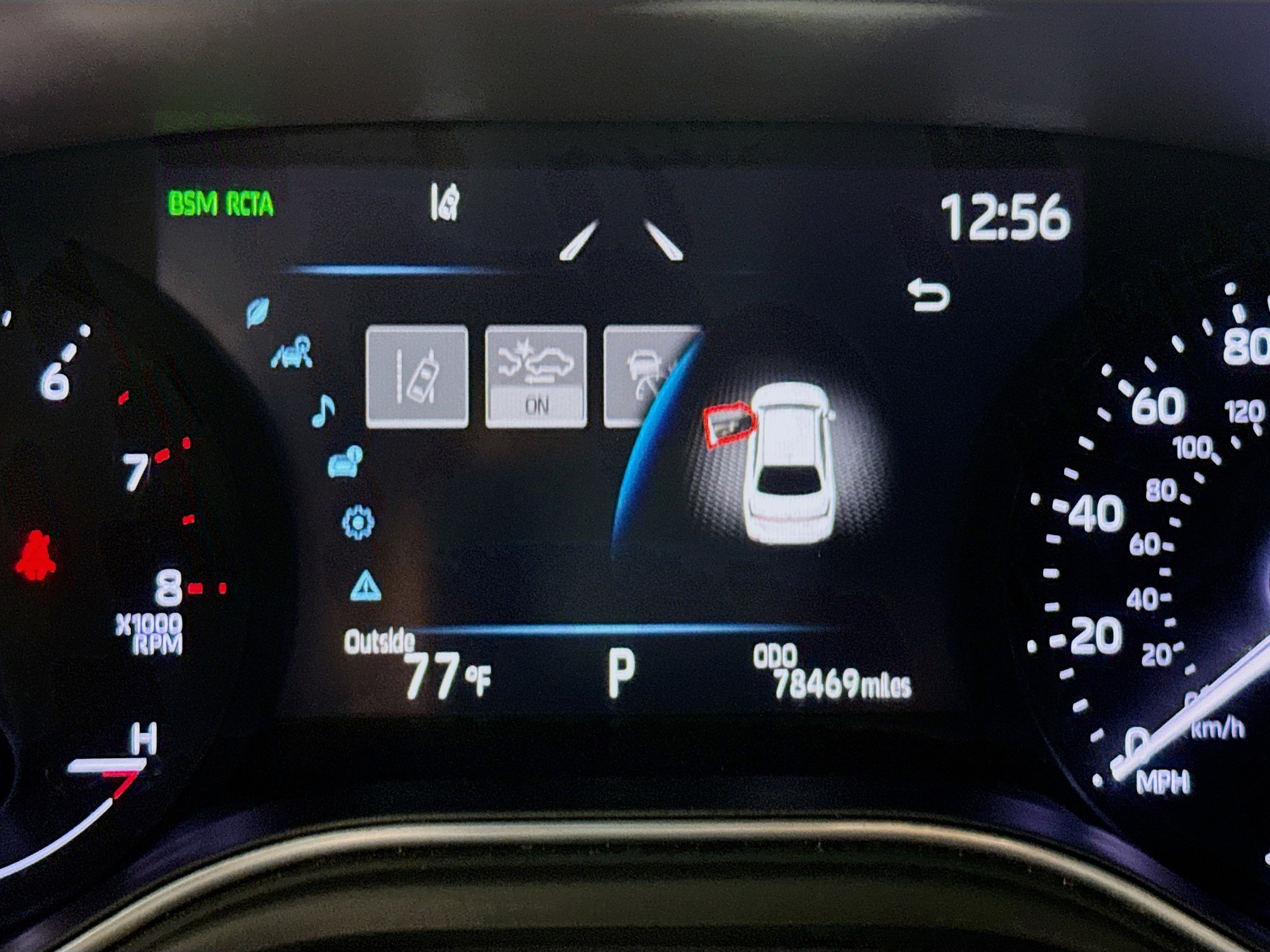 Used 2022 Toyota Avalon XLE image 13