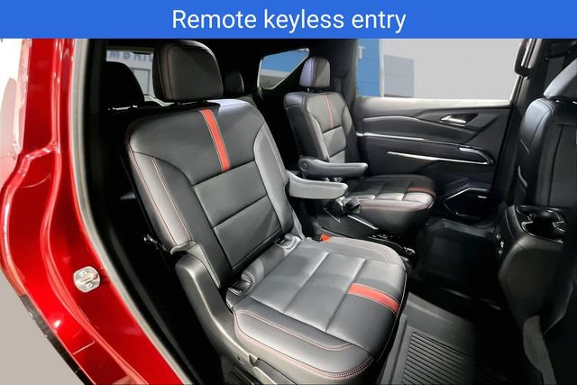 Certified 2025 Chevrolet Traverse RS w/ LPO, Floor Liner Package AWD/4WD image 24