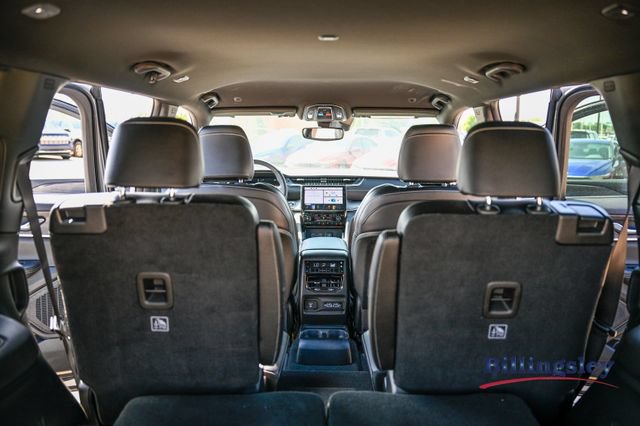 Used 2024 Jeep Grand Cherokee L Limited RWD image 16