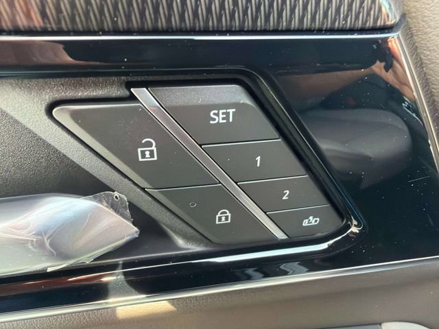 New 2026 GMC Yukon Elevation w/ Elevation Premium Package image 18