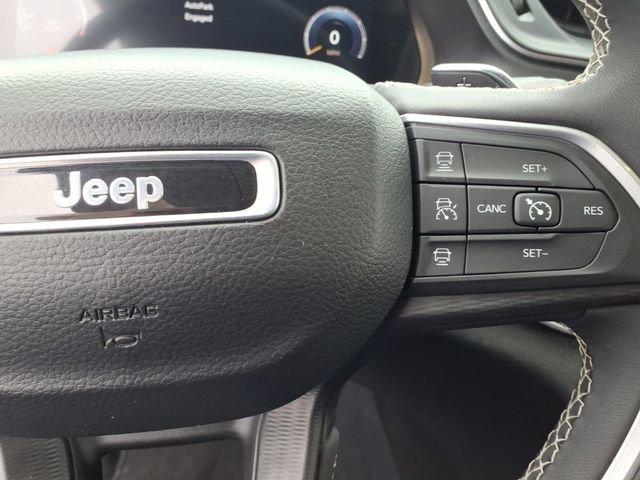 Certified 2023 Jeep Grand Cherokee Laredo AWD/4WD image 29