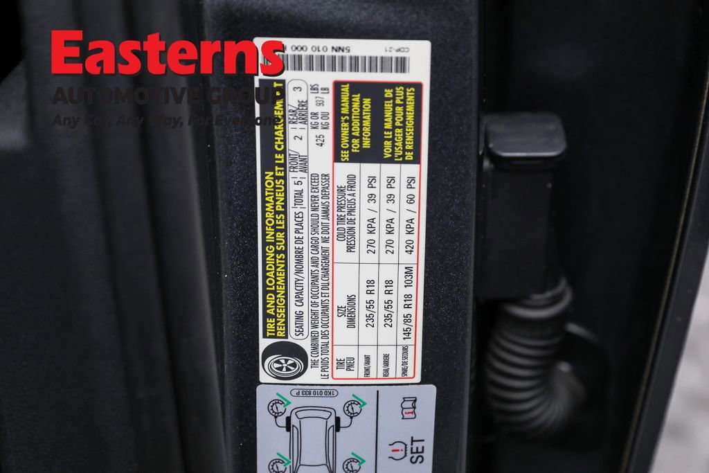 Used 2022 Volkswagen Tiguan SE w/ Panoramic Sunroof Package image 36