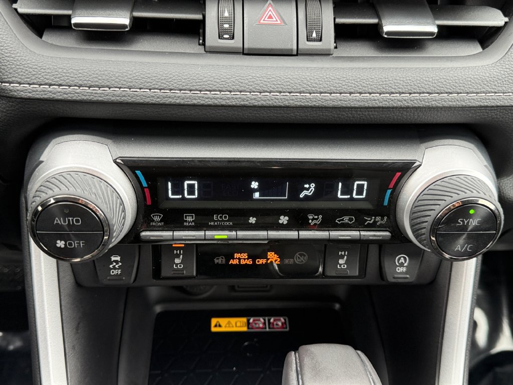 Used 2025 Toyota RAV4 XLE Premium AWD/4WD image 16