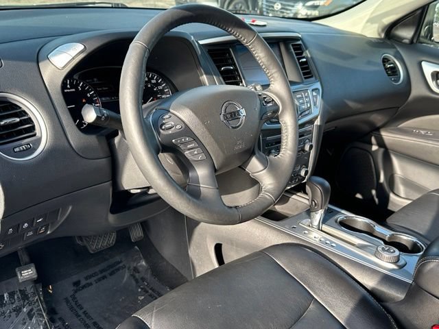 Used 2019 Nissan Pathfinder SL AWD/4WD image 30